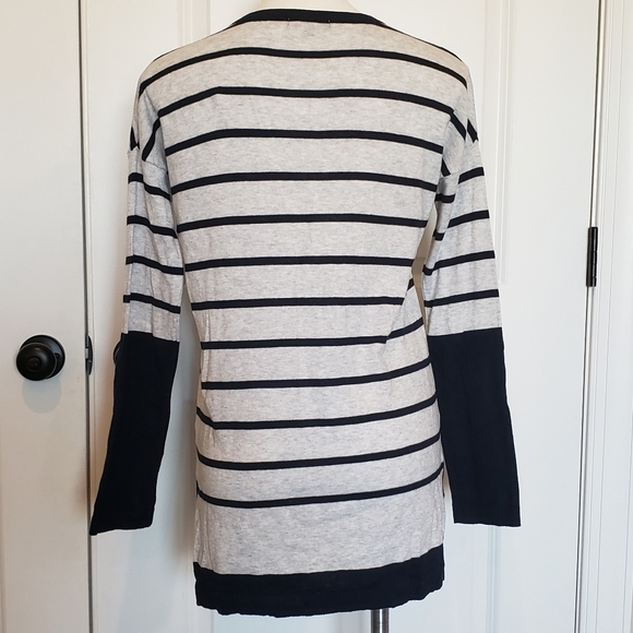 FATE Gray Navy Stripe V-neck Cotton Lightweight Sweater M - Picture 4 of 8